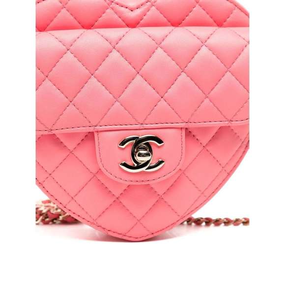 CHANEL Heart Bag SS22 - Picture 6 of 13